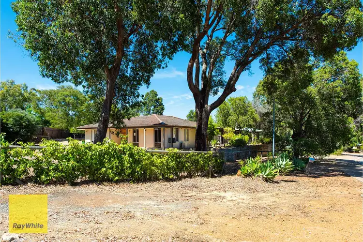 29 Betti Road, Kalamunda WA 6076