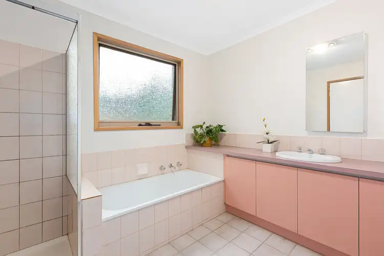 Fifth view of Homely house listing, 2 Hellenic Court, Carrum Downs VIC 3201