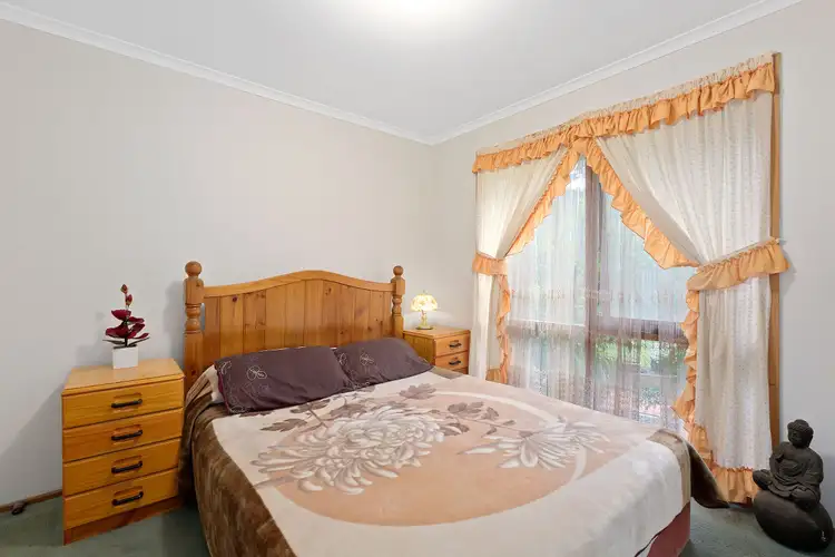 Sixth view of Homely house listing, 2 Hellenic Court, Carrum Downs VIC 3201