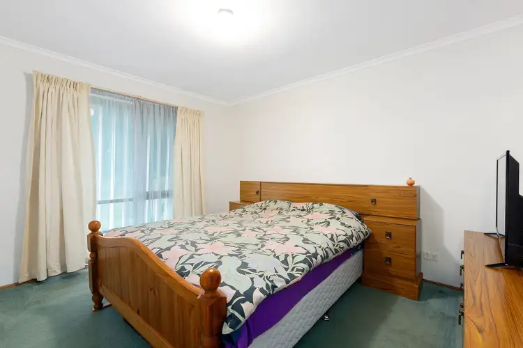 Seventh view of Homely house listing, 2 Hellenic Court, Carrum Downs VIC 3201