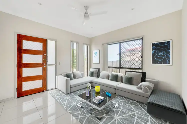 Second view of Homely house listing, 8 Kulgun Circuit, Inala QLD 4077