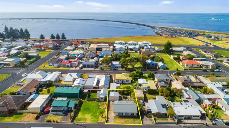 51 Church Street, Port Macdonnell SA 5291