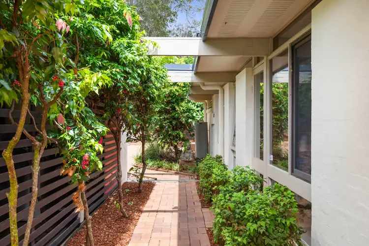 25 Barrabooka Drive, The Gap QLD 4061