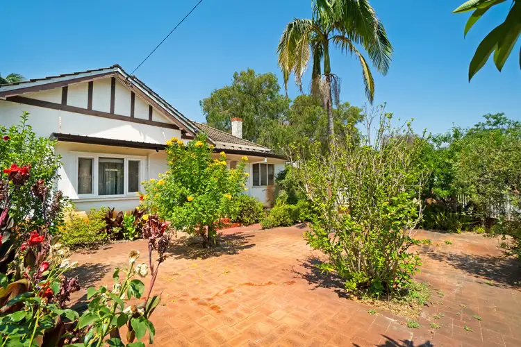 77 Dundas Road, Inglewood WA 6052