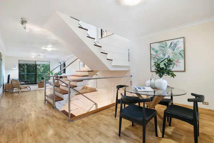 22/12 Patrick Lane, Toowong QLD 4066