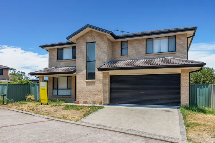 8 Oak Circuit, Raymond Terrace NSW 2324