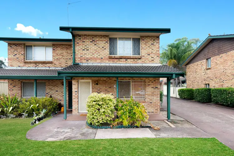 Main view of Homely townhouse listing, 2/10 Stanbury Place, Quakers Hill NSW 2763