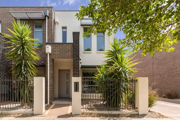 18 Augustine Street, Mawson Lakes SA 5095