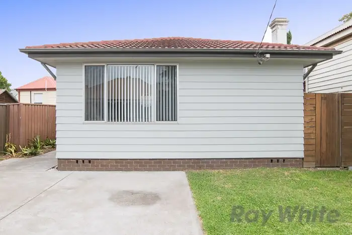 39 Rodgers Street, Carrington NSW 2294