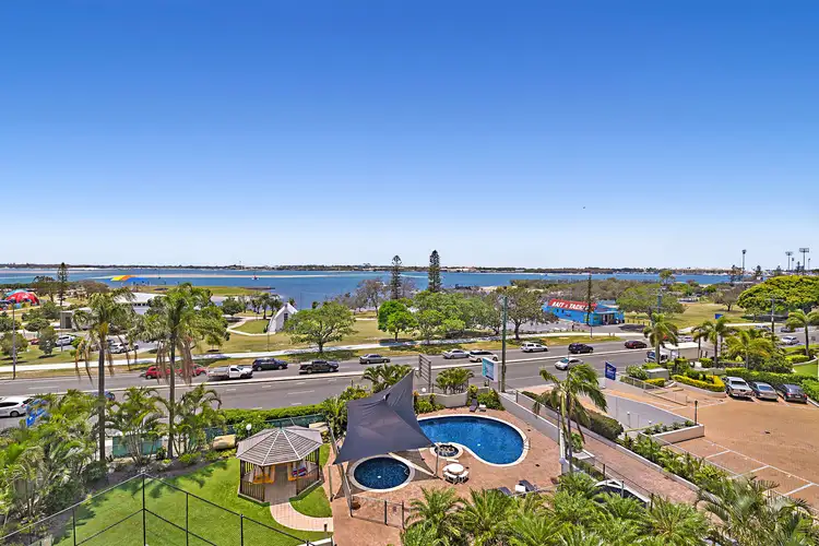 17/114 Marine Parade, Southport QLD 4215