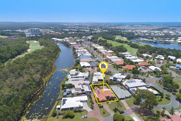 6 Campbellville Circuit, Pelican Waters QLD 4551