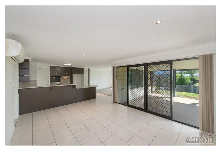 Fifth view of Homely house listing, 2 Crear Court, Norman Gardens QLD 4701