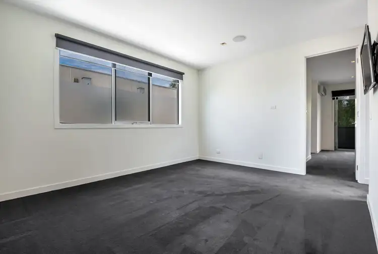 Seventh view of Homely townhouse listing, 5 Varsity Walk, Bundoora VIC 3083