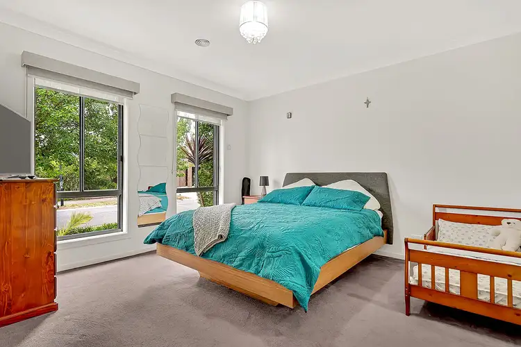 Sixth view of Homely house listing, 28 Greenham Avenue, Craigieburn VIC 3064