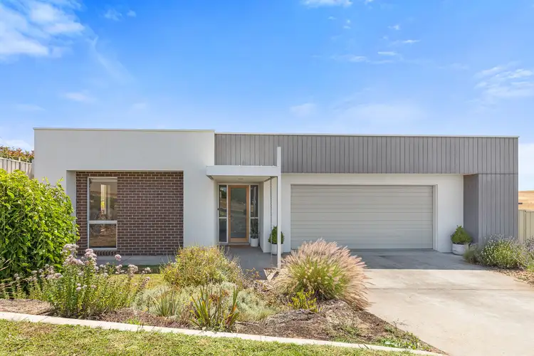 Main view of Homely house listing, 8 Aramanta Drive, Mount Gambier SA 5290