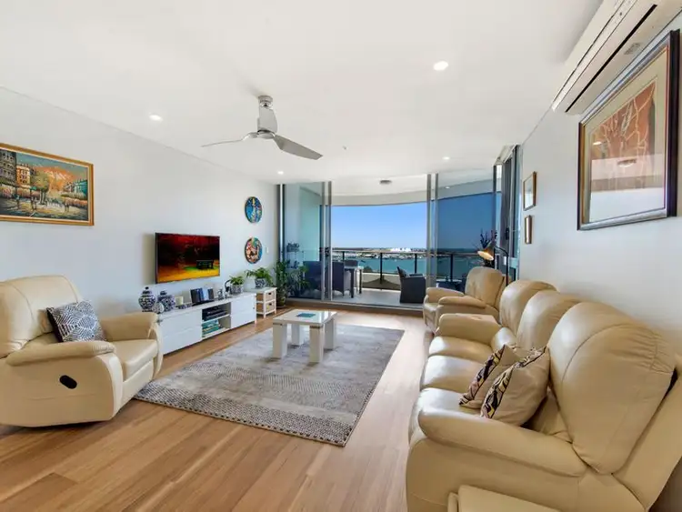 1105/4 Como Crescent, Southport QLD 4215