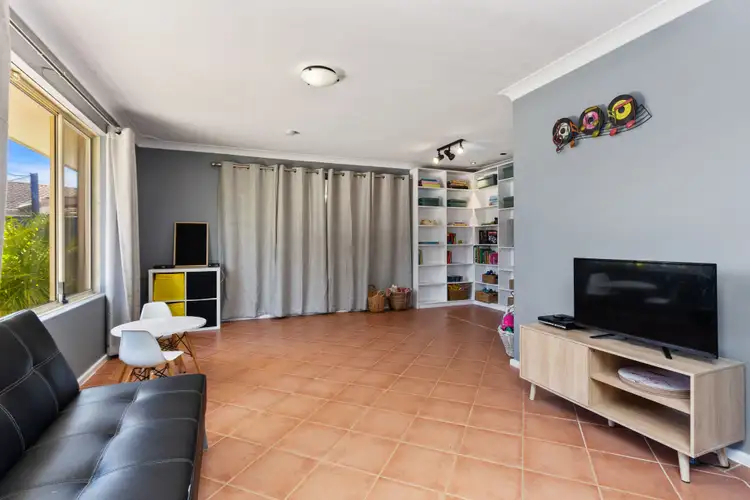 Sixth view of Homely house listing, 7 Shell Court, Beldon WA 6027