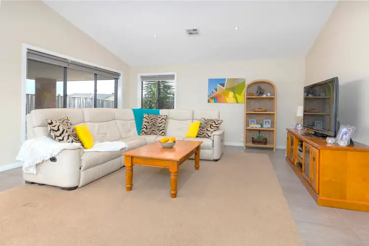 Sixth view of Homely house listing, 25 Crestwood Drive, Rosebud VIC 3939