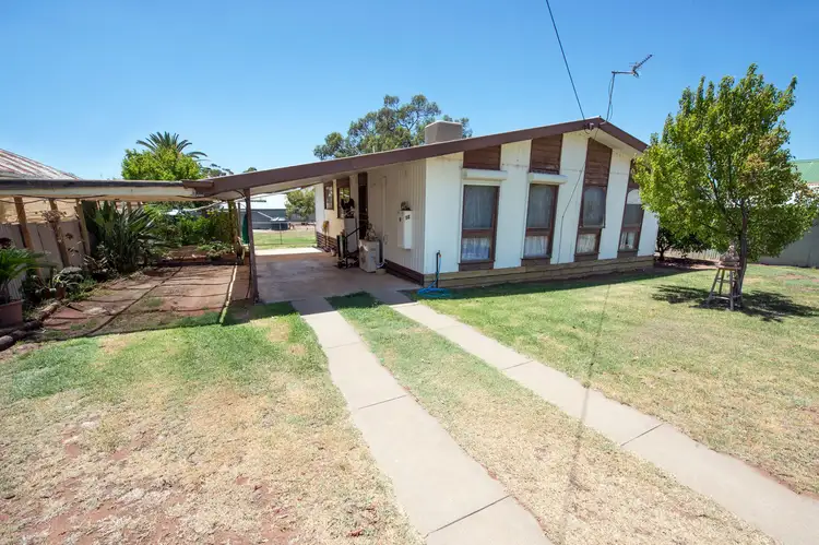 10 Murray Street, Lake Boga VIC 3584