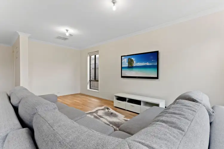 Fifth view of Homely house listing, 34 Fossilstone Avenue, Doreen VIC 3754
