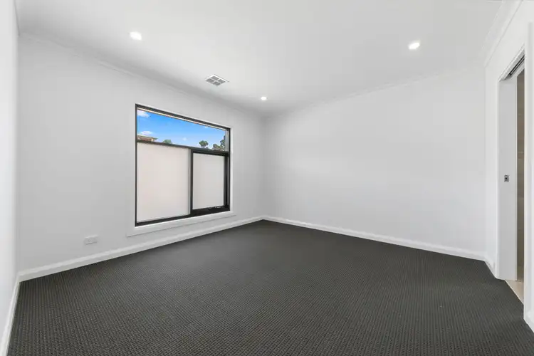 Fourth view of Homely house listing, 10 Mathew Court, Drouin VIC 3818