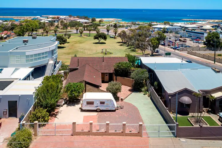 113 George Road, Geraldton WA 6530