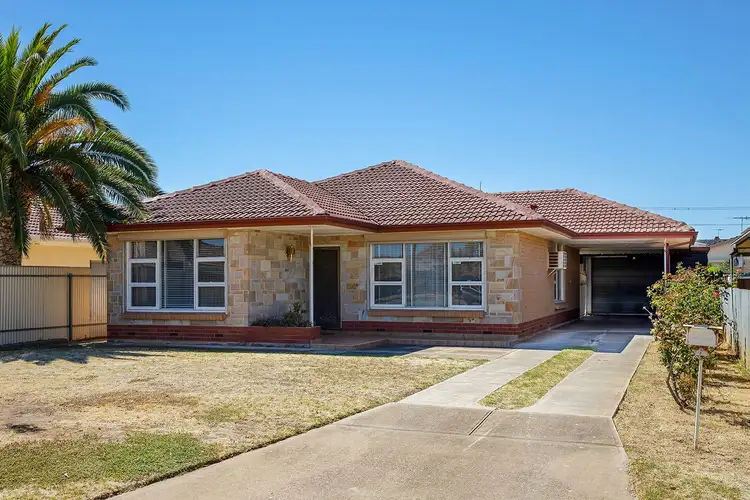 6 Gregory Crescent, Seaton SA 5023