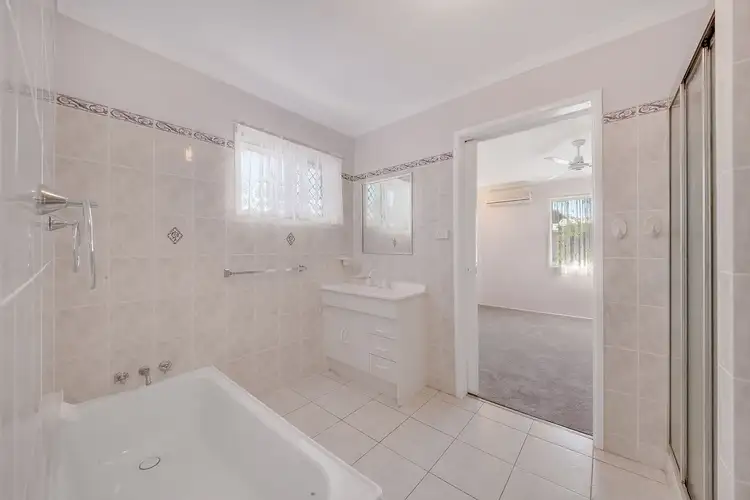 Seventh view of Homely house listing, 2 Cedrela Street, Kin Kora QLD 4680