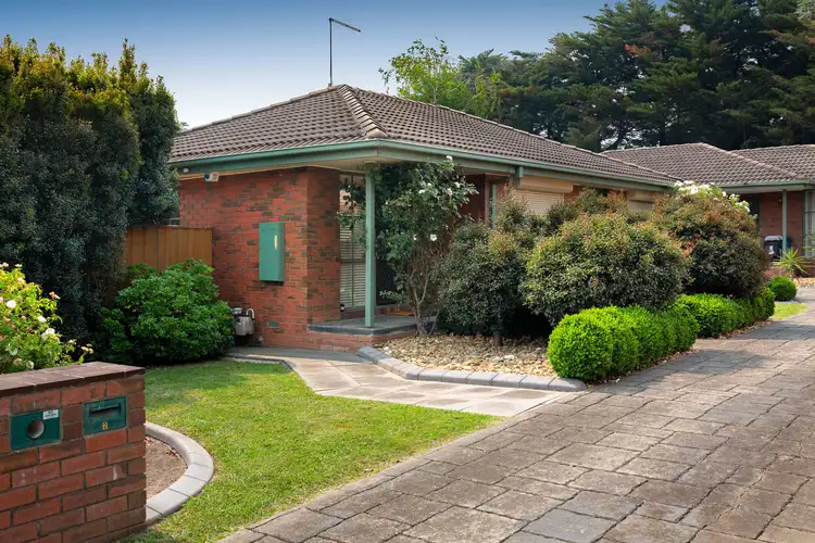 1/42 Van Der Haar Avenue, Berwick VIC 3806