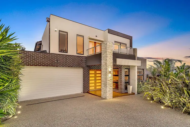 Second view of Homely house listing, 4 Regal Rise, Craigieburn VIC 3064