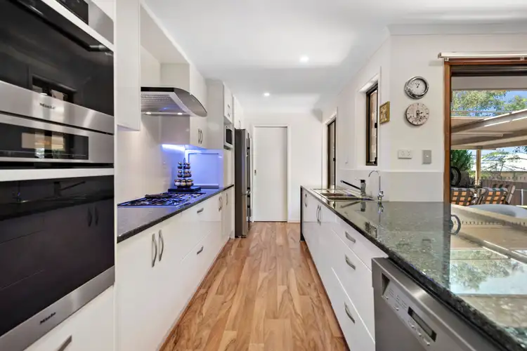 24 Lubbock Court, Wynn Vale SA 5127