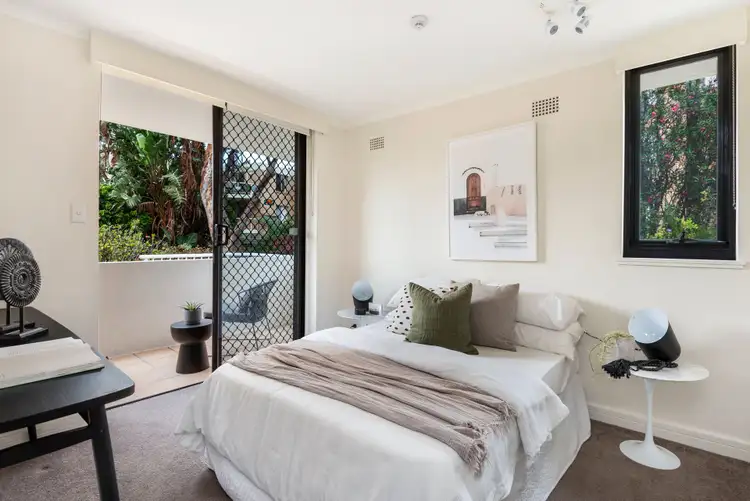 Fifth view of Homely apartment listing, 2/2-4 Highview Avenue, Neutral Bay NSW 2089