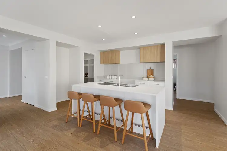 Third view of Homely house listing, 5 Henbury Way, Wollert VIC 3750