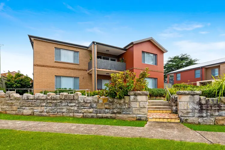 2/6 Massey Street, Gladesville NSW 2111