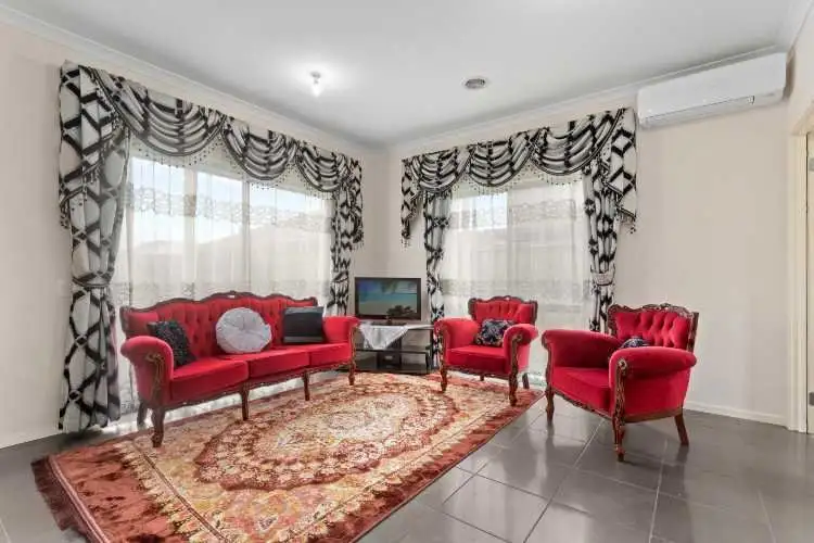 Fifth view of Homely house listing, 23 Hotspur Drive, Wollert VIC 3750