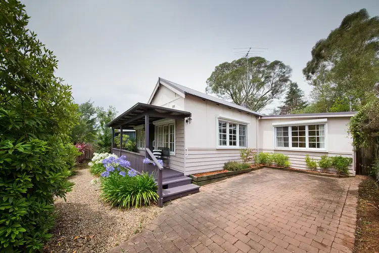 9 Harrison Street, Blackheath NSW 2785