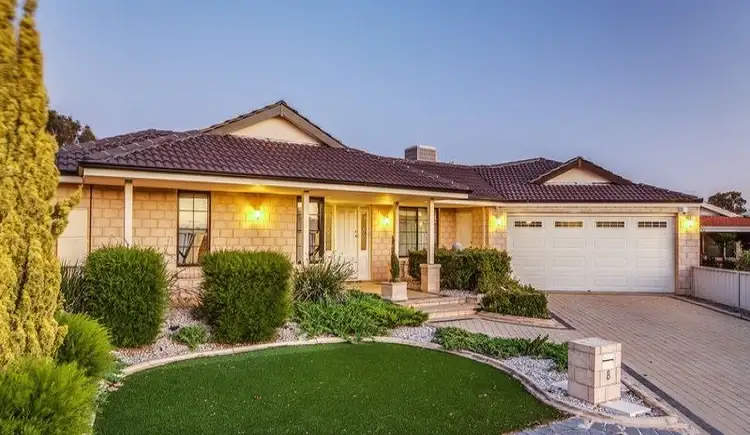 8 Donvale Court, Landsdale WA 6065