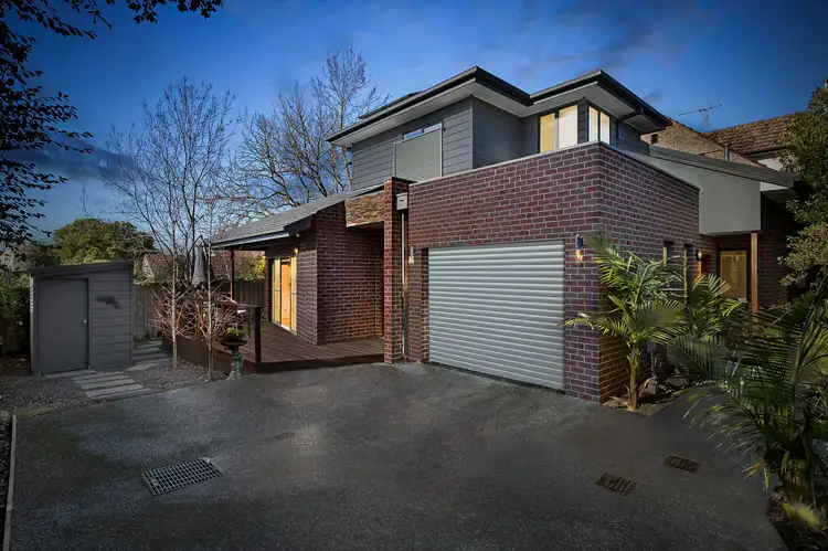1 Tevelton Lane, Surrey Hills VIC 3127
