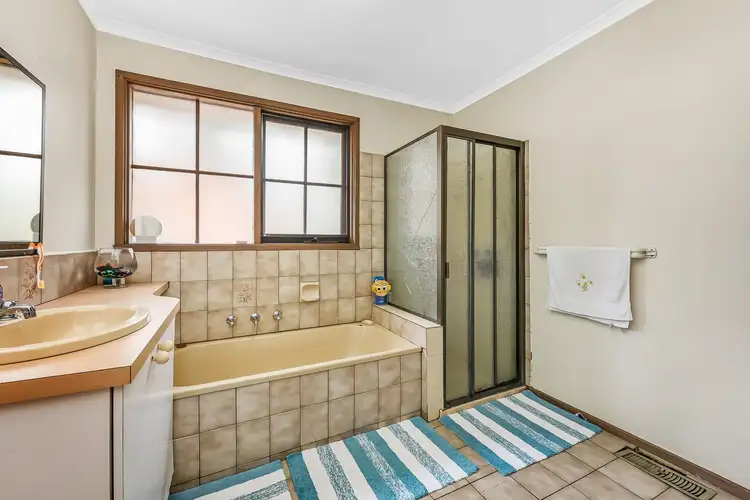 Sixth view of Homely unit listing, 5/1370 Heatherton Road, Dandenong VIC 3175