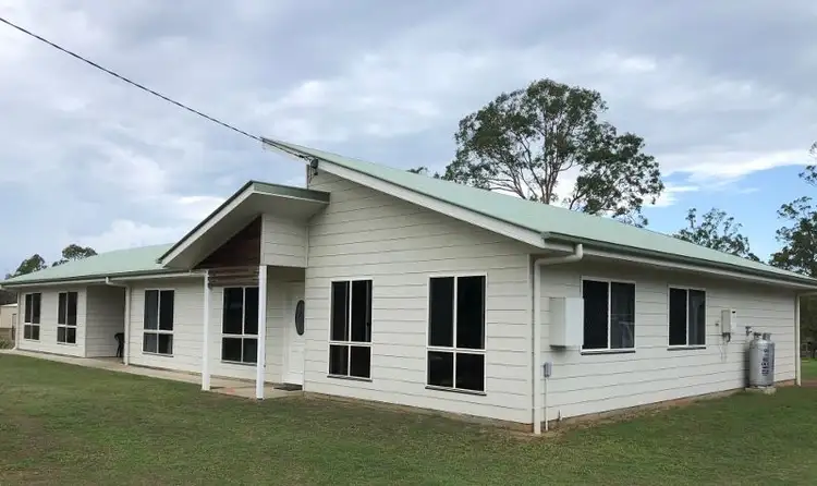24 Coachmans Place, Oakhurst QLD 4650
