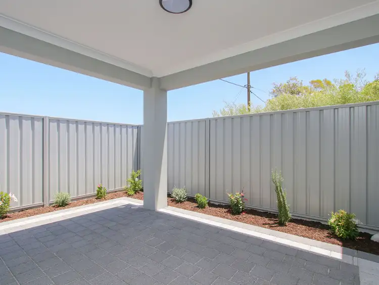 Fifth view of Homely house listing, 2a Thomas Street, Queens Park WA 6107