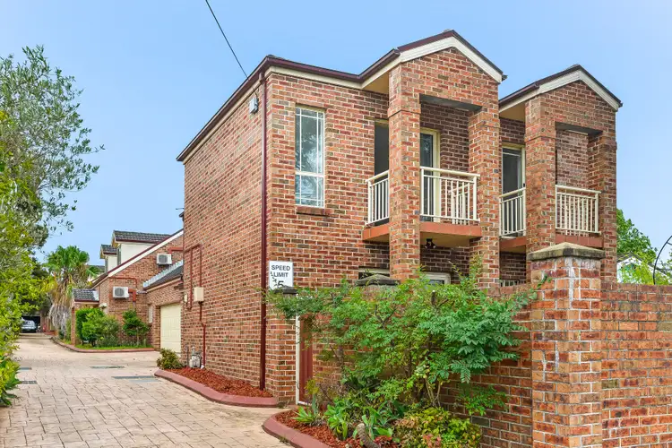 1/53 Pringle Avenue, Bankstown NSW 2200