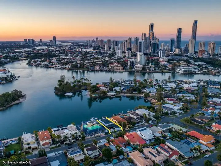 25 The Corso, Isle Of Capri QLD 4217