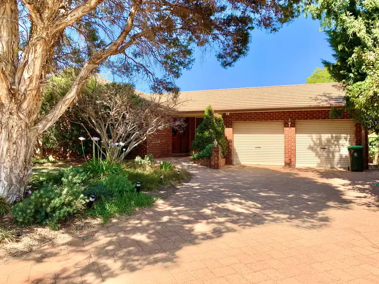 16 Cyril Towers Street, Dubbo NSW 2830