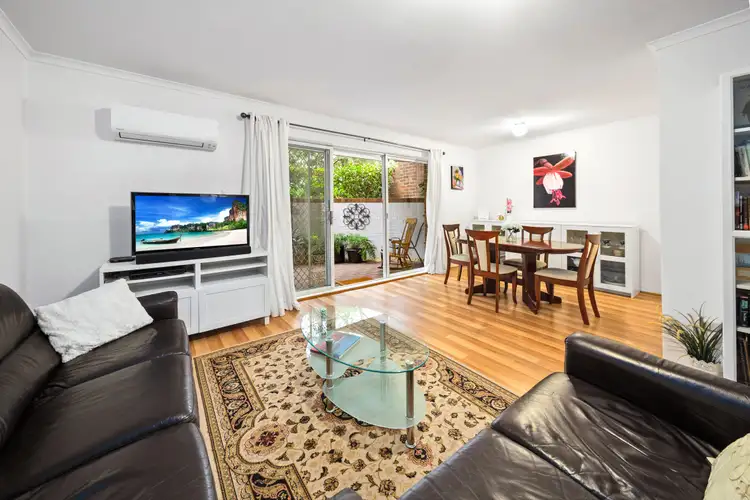 3/2 Railway Crescent, Jannali NSW 2226