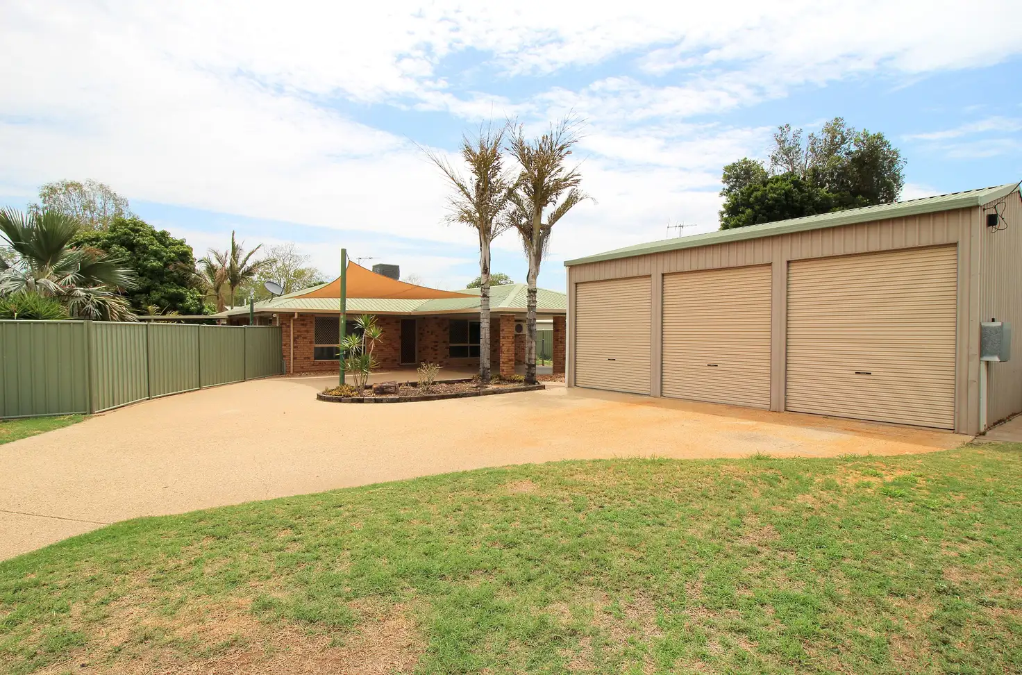 Main view of Homely house listing, 4 Sharlyn Crescent, Emerald QLD 4720