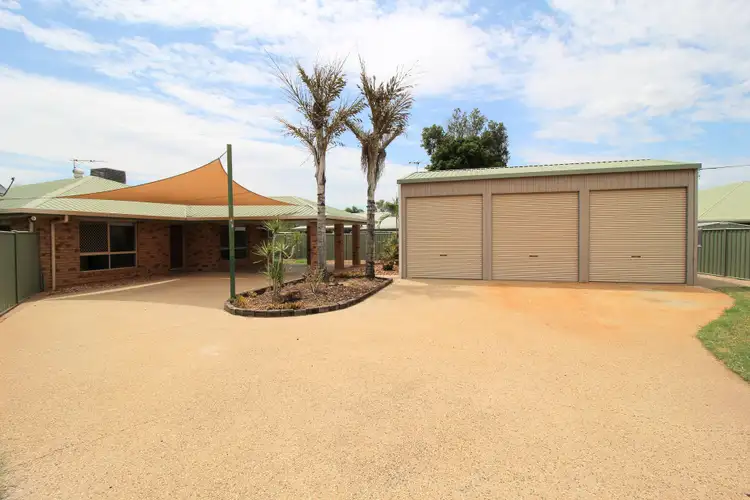 Second view of Homely house listing, 4 Sharlyn Crescent, Emerald QLD 4720