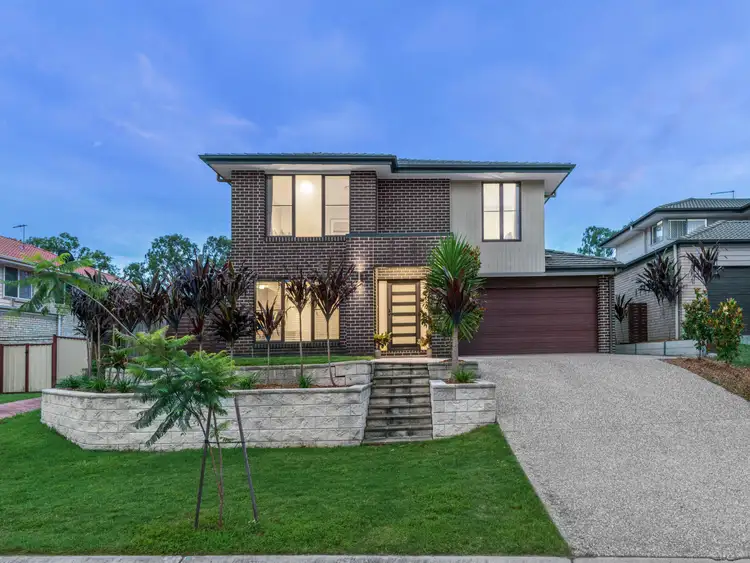 15 Mizen Place, Holland Park West QLD 4121