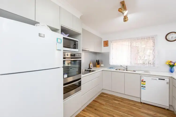 Sixth view of Homely house listing, 17 Helen Court, Mildura VIC 3500