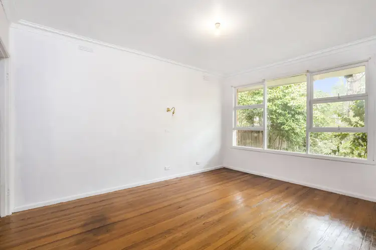 7 Purches Street